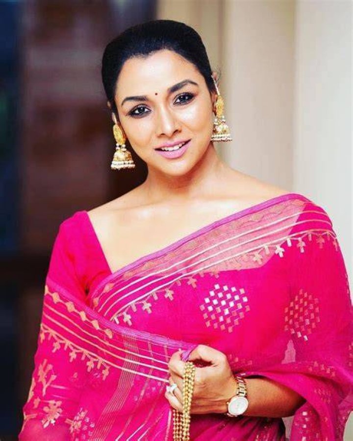 Runa Height, Weight, Net Worth, Age, Birthday, Wikipedia, Who, Instagram, Biography
