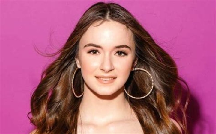 Taylor Moore Height, Weight, Net Worth, Age, Birthday, Wikipedia, Who, Nationality, Biography